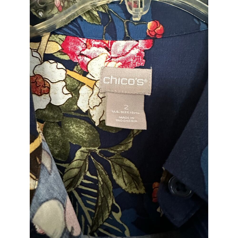Chico's Easy Shirt in Nocturne navy size 2 - Picture 3 of 8